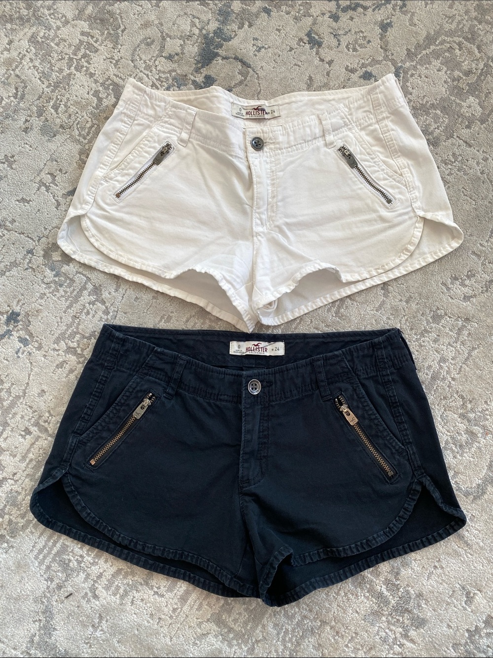 Hollister Women's Cotton Zip-Pocket Shorts — White & Black